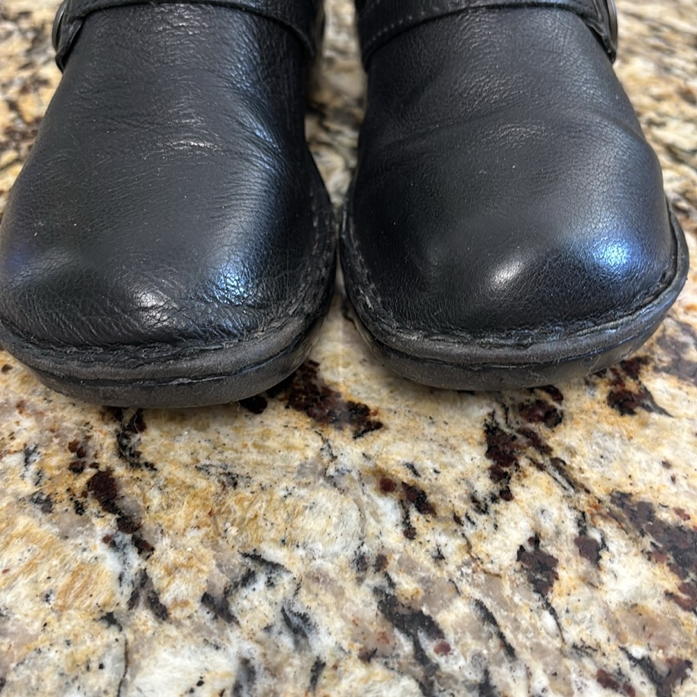 b.o.c. Clogs - Picture 3 of 6